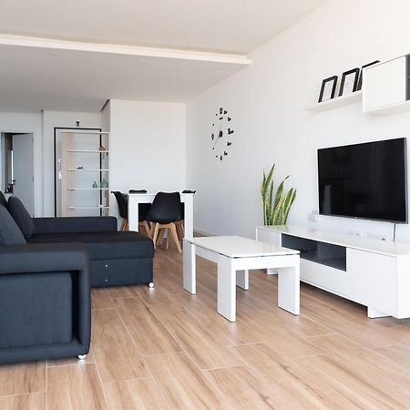3 Bdr Aprt, Best Seaview, Rooftop Pool - Lcgr ปรายา ภายนอก รูปภาพ
